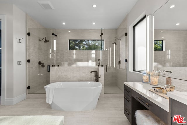 17401 Rancho Street, Encino, CA 91316 — photo 36 of 56