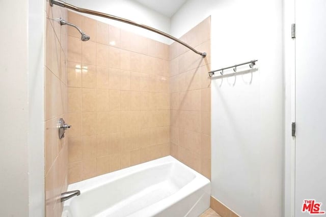 3810 Wilshire Boulevard 605, Los Angeles, CA 90010 — photo 18 of 49