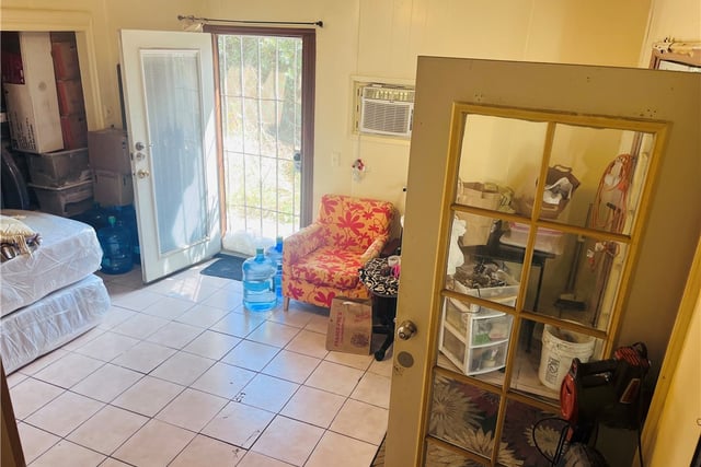 4130 Redwood Avenue, Los Angeles, CA 90066 — photo 13 of 25