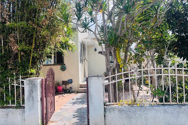4130 Redwood Avenue, Los Angeles, CA 90066 — photo 3 of 25