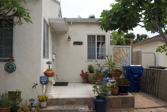 4130 Redwood Avenue, Los Angeles, CA 90066 — photo 4 of 25