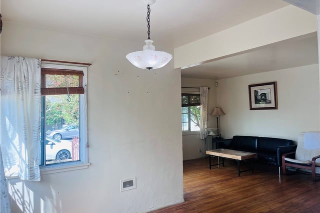4130 Redwood Avenue, Los Angeles, CA 90066 — photo 8 of 25
