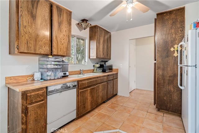20539 E Avenue R, Palmdale, CA 93591 — photo 24 of 55