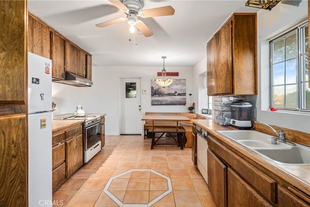 20539 E Avenue R, Palmdale, CA 93591 — photo 25 of 55