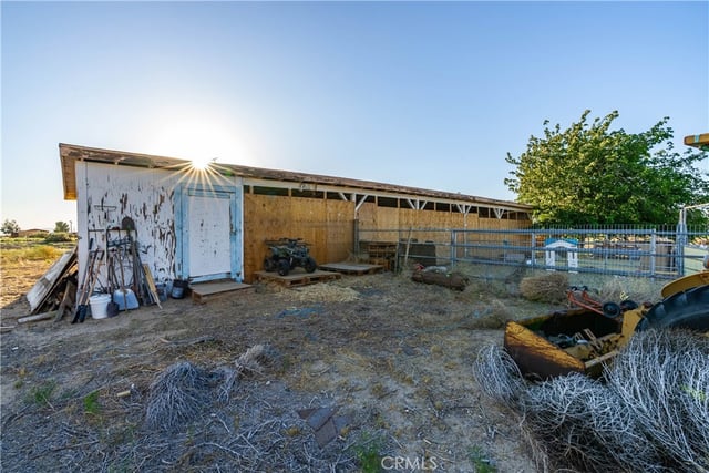 20539 E Avenue R, Palmdale, CA 93591 — photo 43 of 55