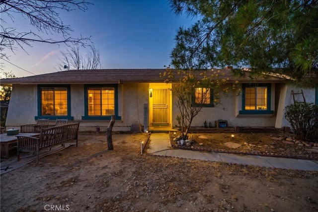 20539 E Avenue R, Palmdale, CA 93591 — photo 8 of 55