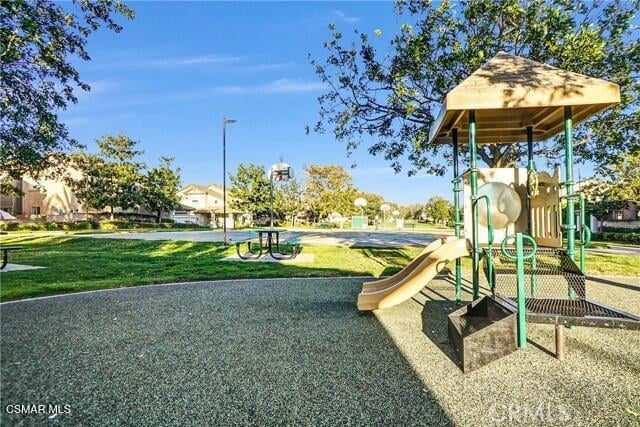 385 Owls Cove Lane, Simi Valley, CA 93065 — photo 31 of 36