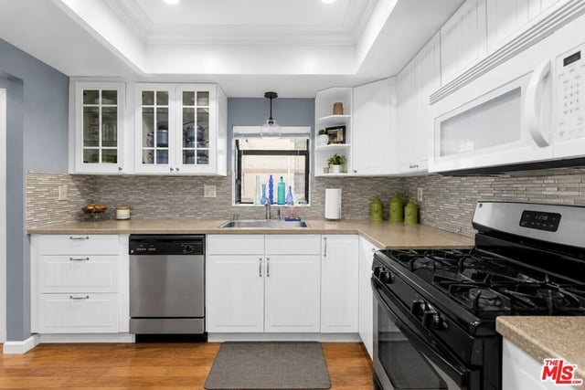 441 E San Jose Avenue 209, Burbank, CA 91501 — photo 4 of 40
