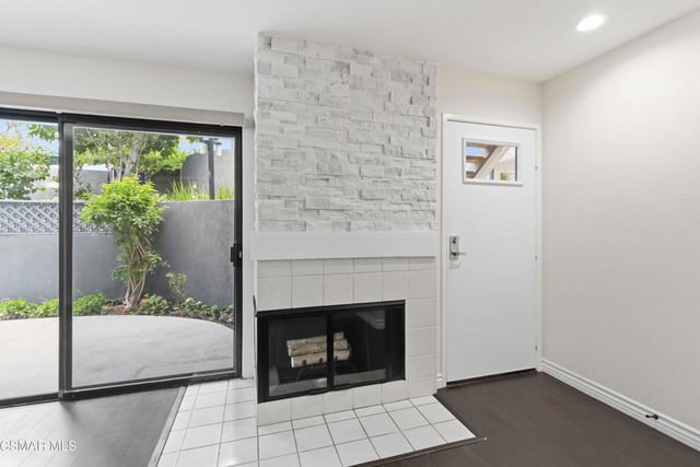 1182 Tivoli Lane 195, Simi Valley, CA 93065 — photo 10 of 45