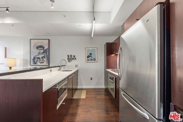 1155 S Grand Avenue 808, Los Angeles, CA 90015 — photo 10 of 49