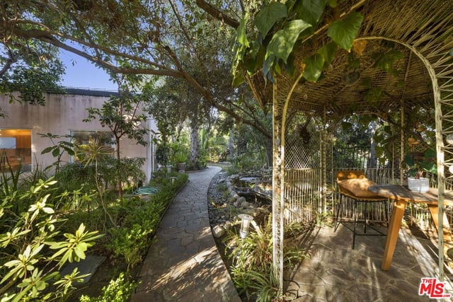 2980 Hollyridge Drive, Los Angeles, CA 90068 — photo 42 of 73
