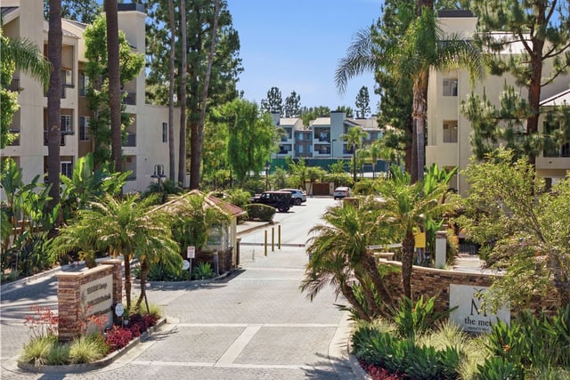 5535 Canoga 332, Woodland Hills, CA 91367 — photo 31 of 32
