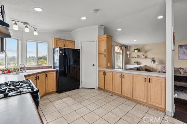 13691 Gavina ave 382, Sylmar, CA 91342 — photo 18 of 56