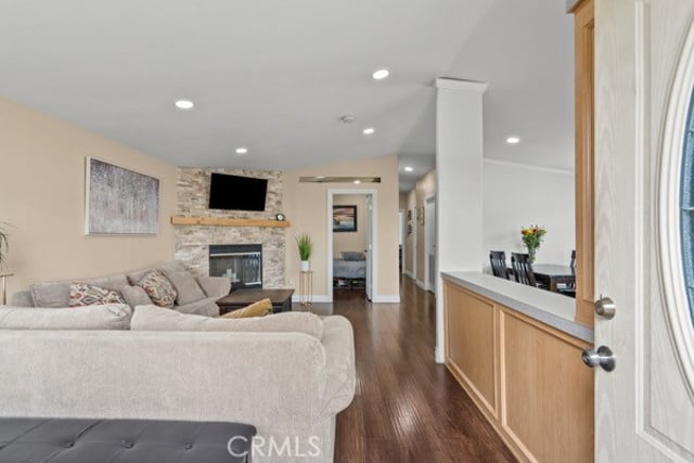 13691 Gavina ave 382, Sylmar, CA 91342 — photo 8 of 56
