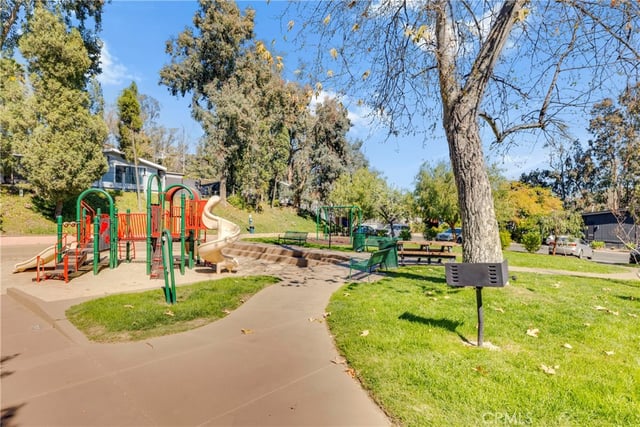 23777 Mulholland Hwy Spc 35, Calabasas, CA 91302 — photo 27 of 32
