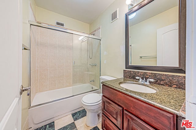 1044 S St Andrews Place, Los Angeles, CA 90019 — photo 13 of 43