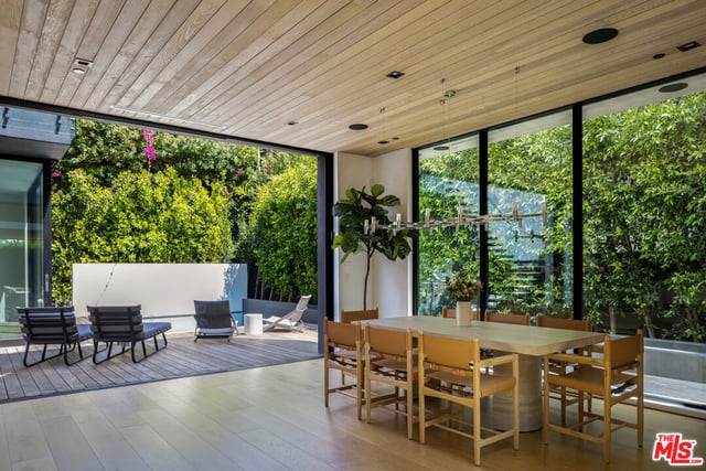 952 N Laurel Avenue, Los Angeles, CA 90046 — photo 10 of 27