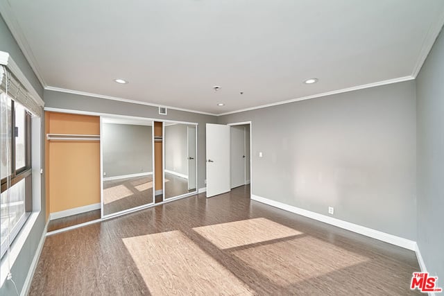 727 S Ardmore Avenue 801, Los Angeles, CA 90005 — photo 23 of 29