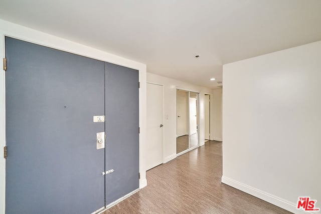 727 S Ardmore Avenue 801, Los Angeles, CA 90005 — photo 28 of 29