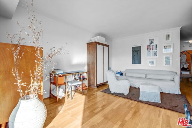 999 N Doheny Drive 602, West Hollywood, CA 90069 — photo 4 of 18