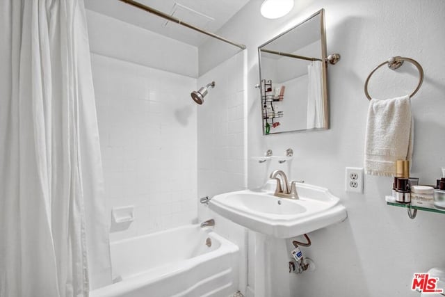 999 N Doheny Drive 602, West Hollywood, CA 90069 — photo 8 of 18