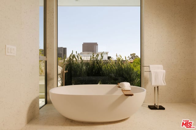 6510 W 5th Street, Los Angeles, CA 90048 — photo 19 of 32
