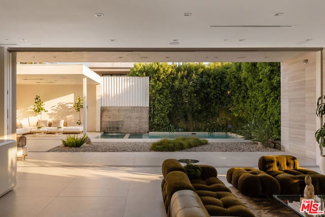 6510 W 5th Street, Los Angeles, CA 90048 — photo 6 of 32