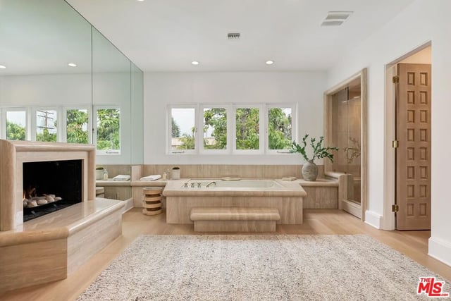812 N Bedford Drive, Beverly Hills, CA 90210 — photo 16 of 36