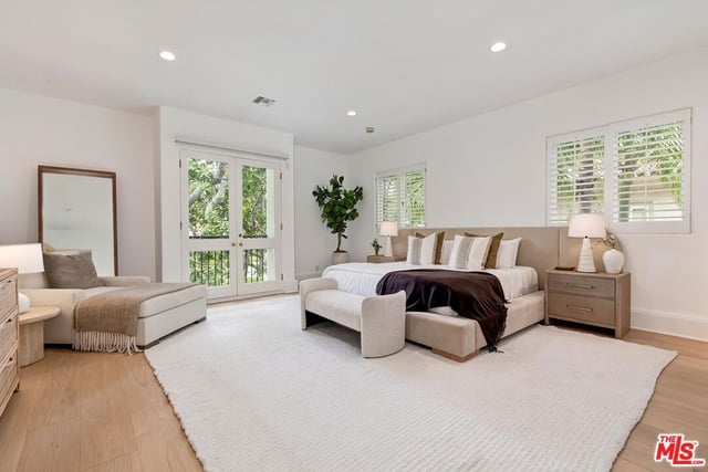 812 N Bedford Drive, Beverly Hills, CA 90210 — photo 22 of 36