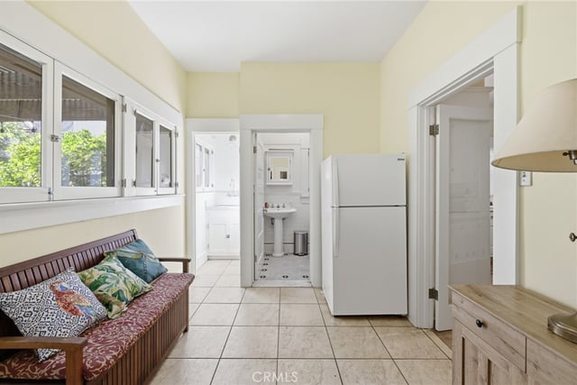 1415 S Manhattan Place, Los Angeles, CA 90019 — photo 19 of 74