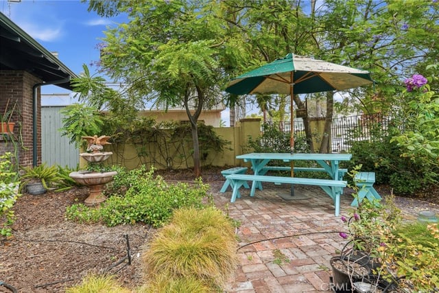1415 S Manhattan Place, Los Angeles, CA 90019 — photo 59 of 74