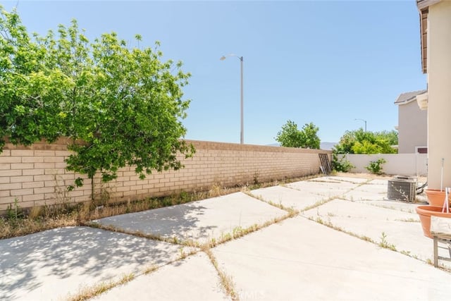 38024 Aidea, Palmdale, CA 93552 — photo 32 of 37