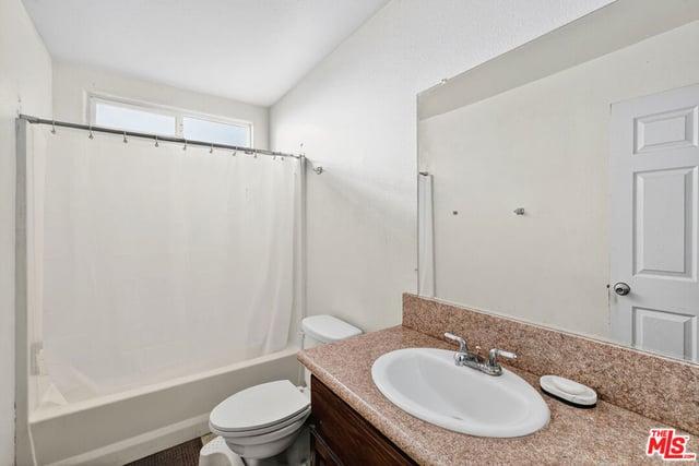 1503 E Gage Avenue, Los Angeles, CA 90001 — photo 16 of 28