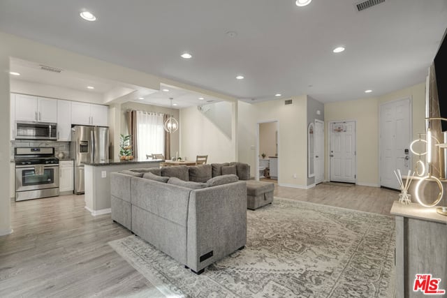 22755 Walnut Park Lane, Newhall, CA 91321 — photo 9 of 27