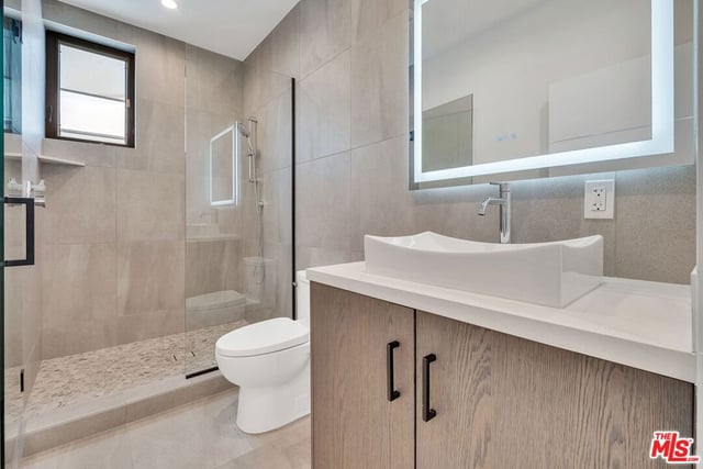 337 6th Avenue, Venice, CA 90291 — photo 19 of 31