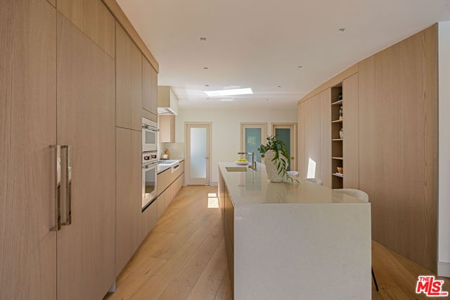 3084 Franklin Canyon Drive, Beverly Hills, CA 90210 — photo 27 of 71