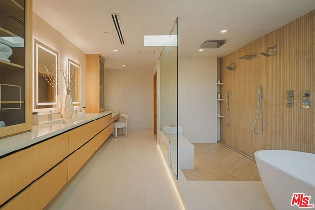 3084 Franklin Canyon Drive, Beverly Hills, CA 90210 — photo 54 of 71
