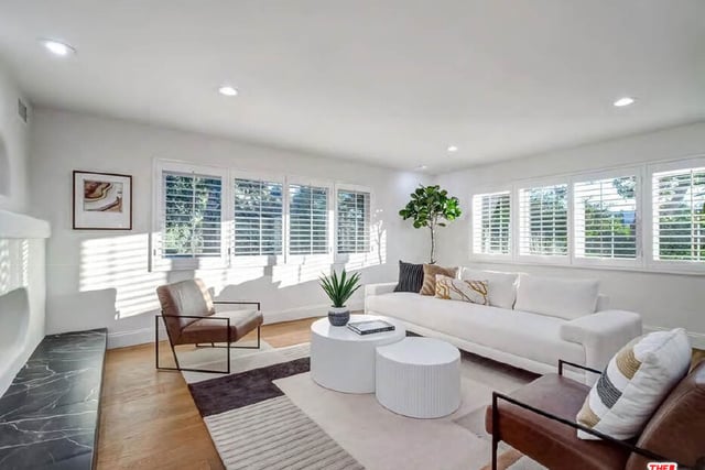 4732 Del Moreno Drive, Woodland Hills, CA 91364 — photo 10 of 34