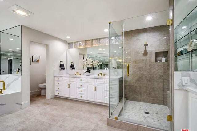 4732 Del Moreno Drive, Woodland Hills, CA 91364 — photo 25 of 34