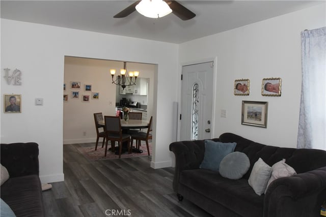 818 S Sloan, Compton, CA 90221 — photo 2 of 9