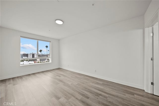 900 S Kenmore Avenue 504, Los Angeles, CA 90006 — photo 16 of 30