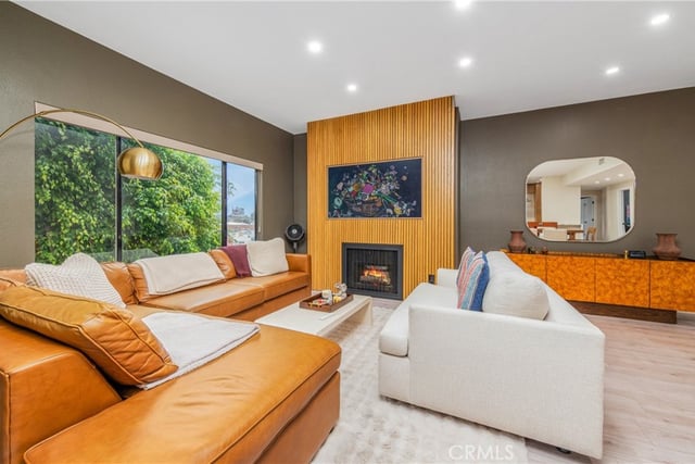 832 Palm Avenue 201, West Hollywood, CA 90069 — photo 10 of 22