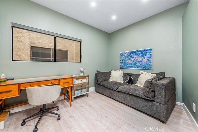 832 Palm Avenue 201, West Hollywood, CA 90069 — photo 14 of 22