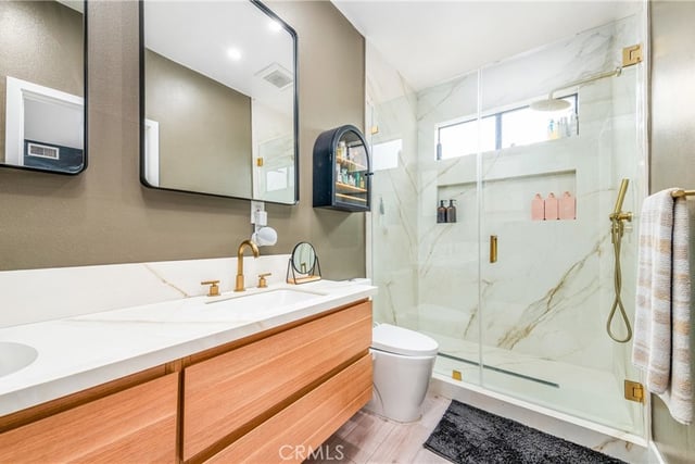 832 Palm Avenue 201, West Hollywood, CA 90069 — photo 17 of 22