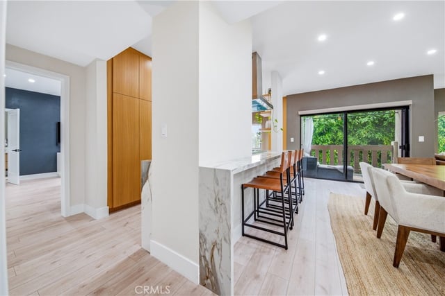 832 Palm Avenue 201, West Hollywood, CA 90069 — photo 21 of 22