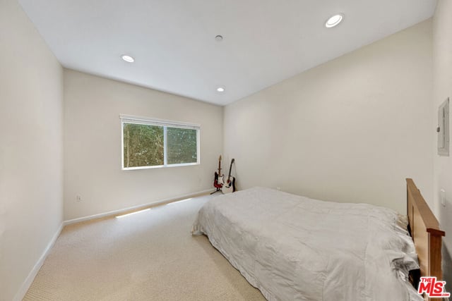 3401 S Bentley Avenue 301, Los Angeles, CA 90034 — photo 20 of 37