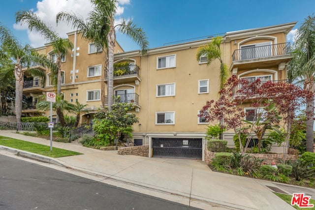 3401 S Bentley Avenue 301, Los Angeles, CA 90034 — photo 33 of 37