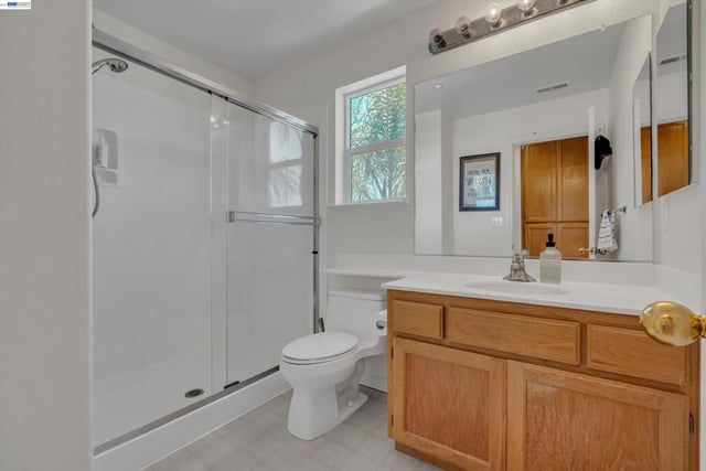 281 W Country Club Dr, Brentwood, CA 94513 — photo 22 of 49