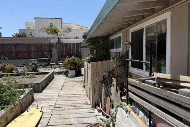 1284 Sagamore Lane, Ventura, CA 93001 — photo 7 of 38