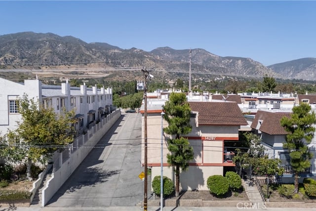 14287 foothill Boulevard 14, Sylmar, CA 91342 — photo 2 of 29